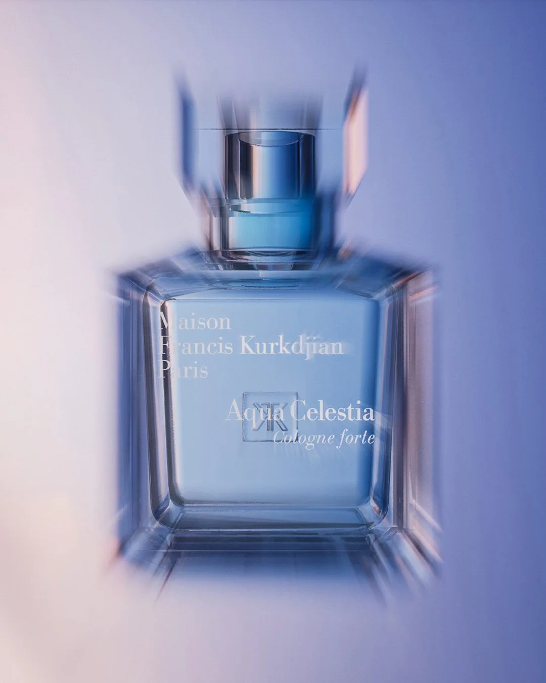 CGI render of an Aqua Celestia Cologne Forte bottle with zoom blur on a lilac background, for Maison Francis Kurkdjian.